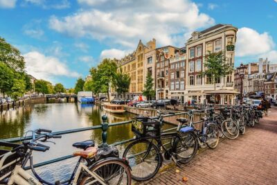 Private Tour: Amsterdam City Walking Tour and Canal Cruise - The tram into the center: a smooth start instead of a maze