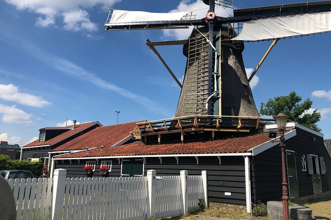 Private tour from Amsterdam, windmills, clogs & cheese.. - Dam Square as the Welcome Mat