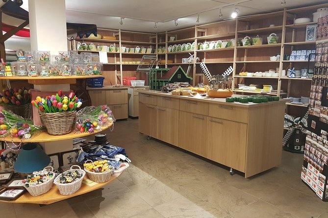 Private Tour of Simonehoeve Cheese Farm and Clog Factory - Clog factory demonstration: from wooden block to Dutch wooden shoe