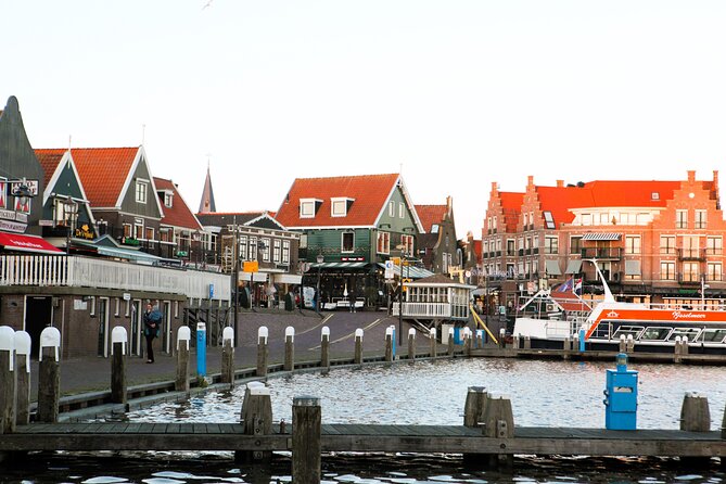 Private Tour to Zaanse Schans, Volendam, and Marken - Back to Amsterdam by 15:00: How the Guide Keeps the Day Meaningful