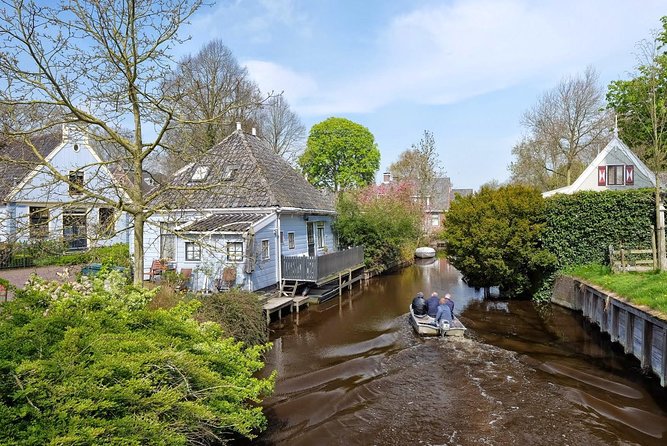 Private Tour Zaanse Schans Windmills and Volendam in Jaguar - What’s included (and what you’ll still pay for)