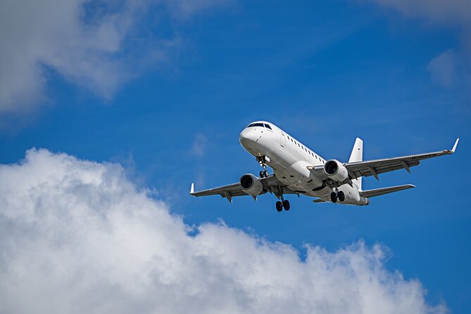 Private transfer between Rotterdam - Amsterdam (incl. Schiphol airport) - Dropping Off in Amsterdam or Rotterdam Without Extra Stops