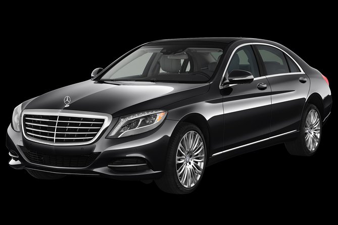 Private transfer between Rotterdam - Amsterdam (incl. Schiphol airport) - Drive Time in the Real World: 60 to 90 Minutes