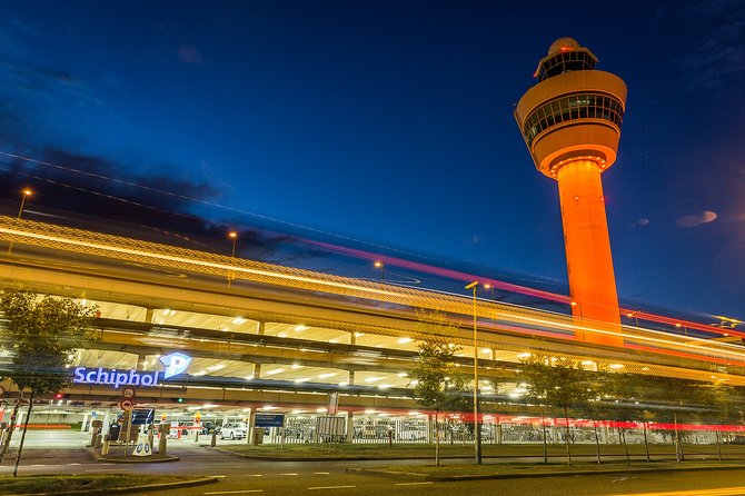Private Transfer from Amsterdam Airport Schiphol to The Hague - The car ride: what to expect from the provider style