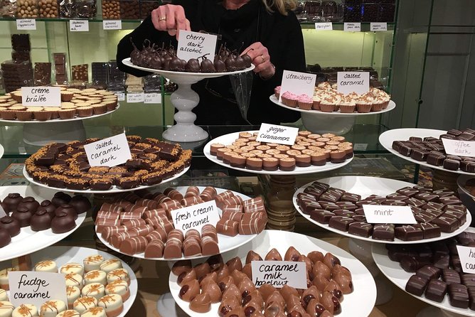 Private Walking Food Tour in Amsterdam - Meeting point, walking style, and how the route “lands” in the city