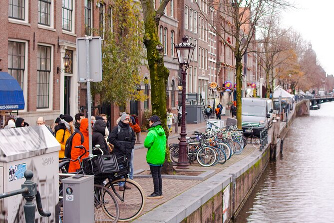 Private walking tour Amsterdam. English or Spanish. - Finding Rembrandt in the city: art history you can walk to