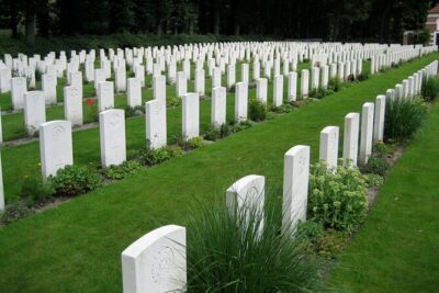 Private WW II Tour: Nazi Camp, WW2 battle grounds and cemetery - John Frost Bridge: the last bridge that could open the road to Germany