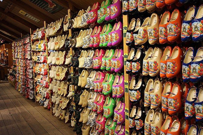 Private Zaanse Schans & Volendam Tour: Windmills, Cheese & Clogs - Zaanse Schans windmills: what you’ll actually see
