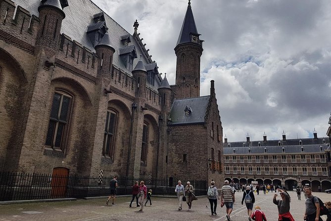 privatetour Delft, The Hague&Rotterdam Kinderdijk from Amsterdam - Royal Delft Experience: why Delft blue caught the world’s imagination
