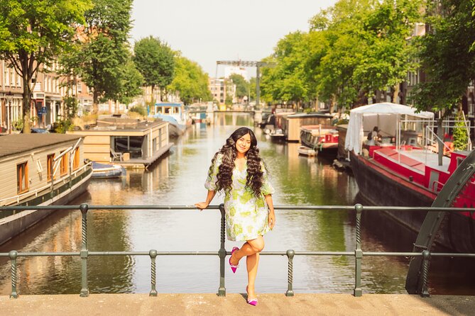 Professional Amsterdam Photo Shoot - Amsterdam photo spots: how you get better angles without hunting