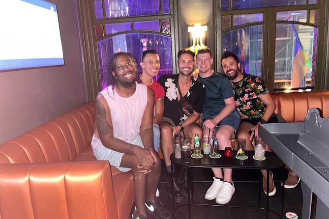 Rainbow Bar Stroll: Sashay through Amsterdam - Stop 3: Beer or wine tasting stop (15 minutes) without committing too hard