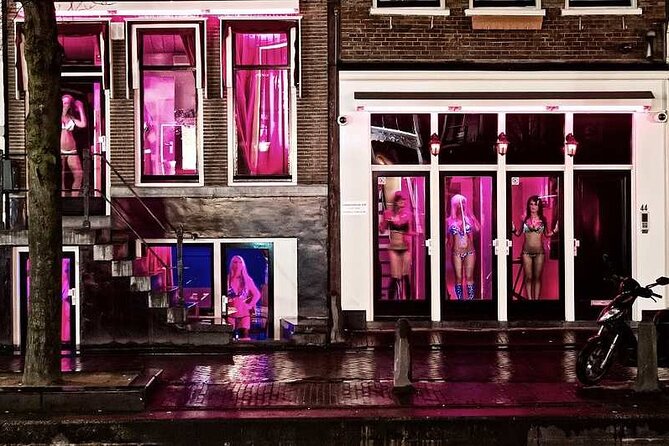 Red Light District Primetime Private Tour for 18+ Only - Zeedijk’s Past-to-Present Street Energy