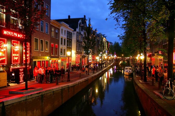 Red Light District Primetime Private Tour for 18+ Only - Nieuwmarkt: Markets, Landmarks, and a Lively Square Without the Rush