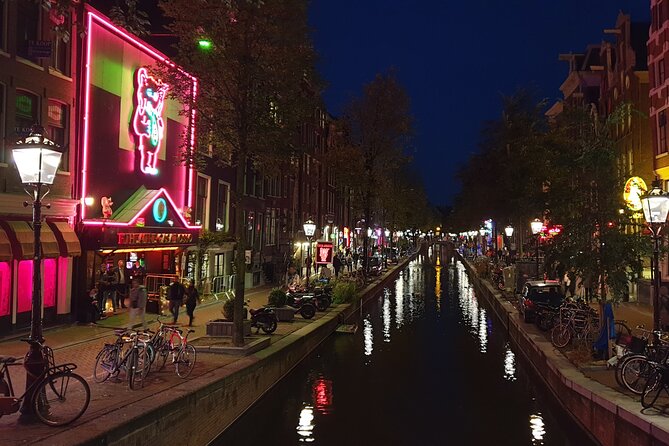 Red Light District Tour by Locals, Small Group (approx 4) - Guides who set the tone: respect plus humor