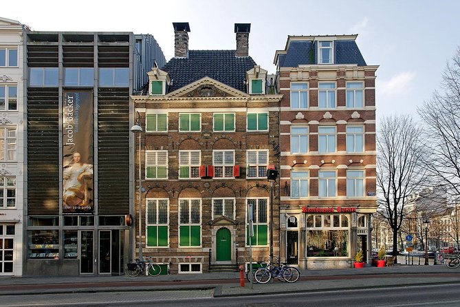 Rembrandt House & Neighborhood Exclusive Guided Walking Tour - Stopera and Jodenbuurt: City Hall Meets Opera, Then a Preserved Quarter
