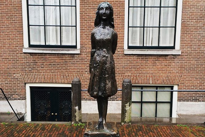 Self-Guided Audio Tour Holocaust Series: The Jewish Quarter - Starting at Verzetsmuseum Amsterdam: your anchor point