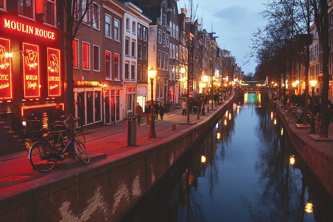 Self-Guided Audio Tour of The Red Light District - MX3D bridge: the one stop you can feel in your body