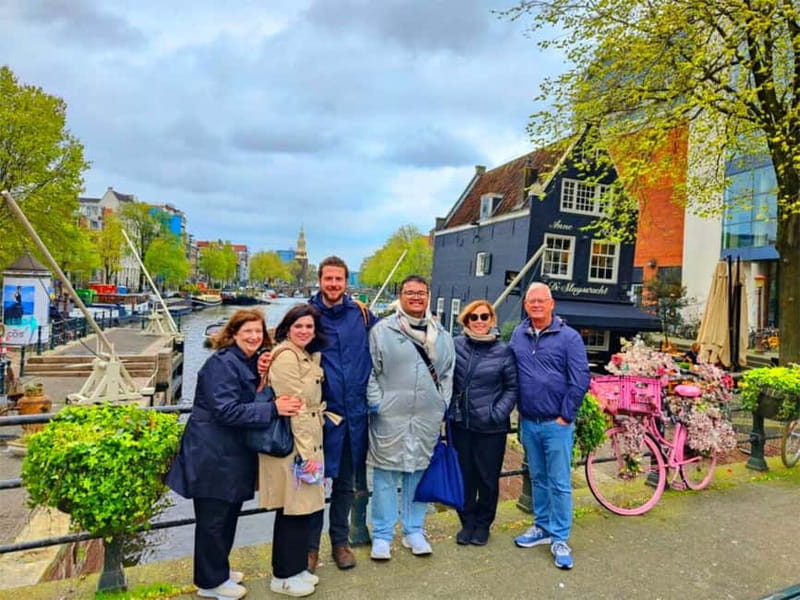Skipping Lines & Sipping Beers: A History Tour of Amsterdam - A 3.5-Hour Amsterdam Mix of Fries, Beer, and Canal-Side Stories