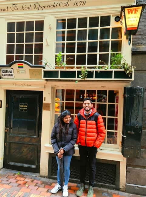 Skipping Lines & Sipping Beers: A History Tour of Amsterdam - Price and Value: Is $80 Worth It?