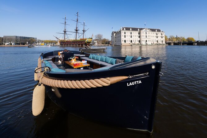Small-Group Luxury Canal Cruise with Local Skipper - Drinks upgrade: when unlimited means you actually relax