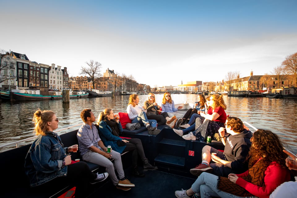 Small-Group Walking Tour with Amsterdam Canal Cruise - Zeedijk, Nieuwmarkt, and the Jewish Quarter: Stories Behind the Streets