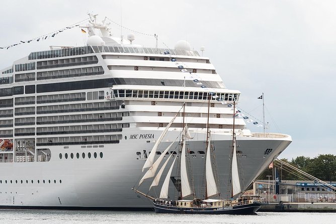 Taxi from a hotel in Amsterdam to the cruise port in Amsterdam - Key Things Worth Noticing