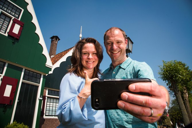 The Ultimate Zaanse-Schans Private Day Trip - Your guide and the Amsterdam-to-Zaanse-Schans plan
