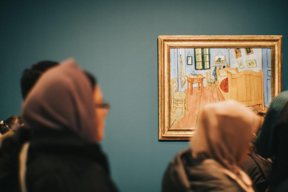 Tour in Spanish: Van Gogh Museum Private Tour - Temporary exhibitions: included, but don’t let them steal the show