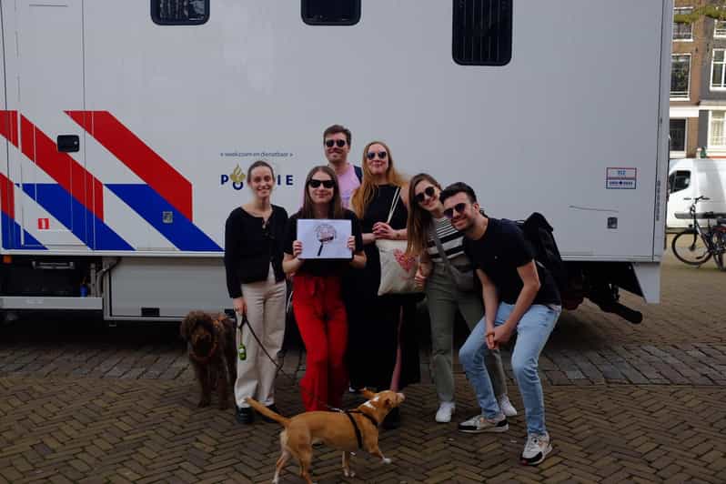 True Crime Tour Amsterdam: Explore the Dark Side of the City - The stop-by-stop style: how the stories unfold during the walk