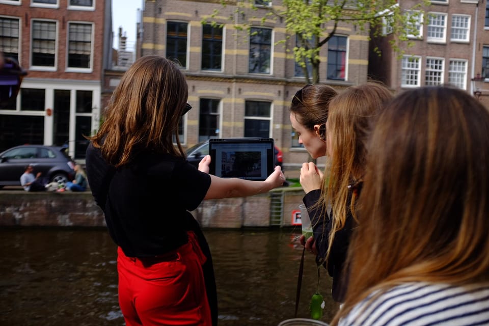 True Crime Tour Amsterdam: Explore the Dark Side of the City - The cases and themes: famous headlines and the colder, lesser-known side