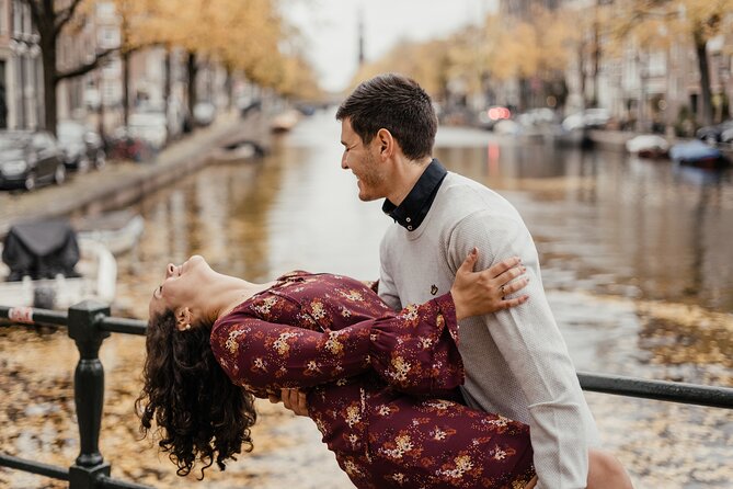 Vacation Photoshoot & Tour in Amsterdam - What You Get With the Photos: Retouching and a Private Gallery