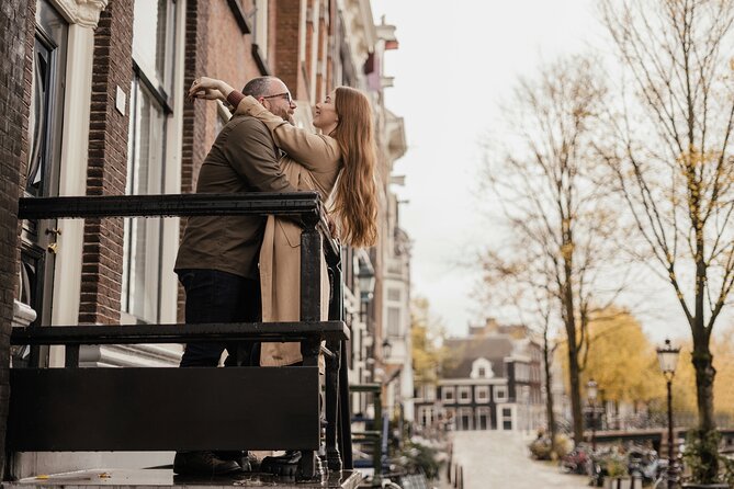 Vacation Photoshoot & Tour in Amsterdam - Photo Prep That Makes You Look Comfortable (and Less Awkward)