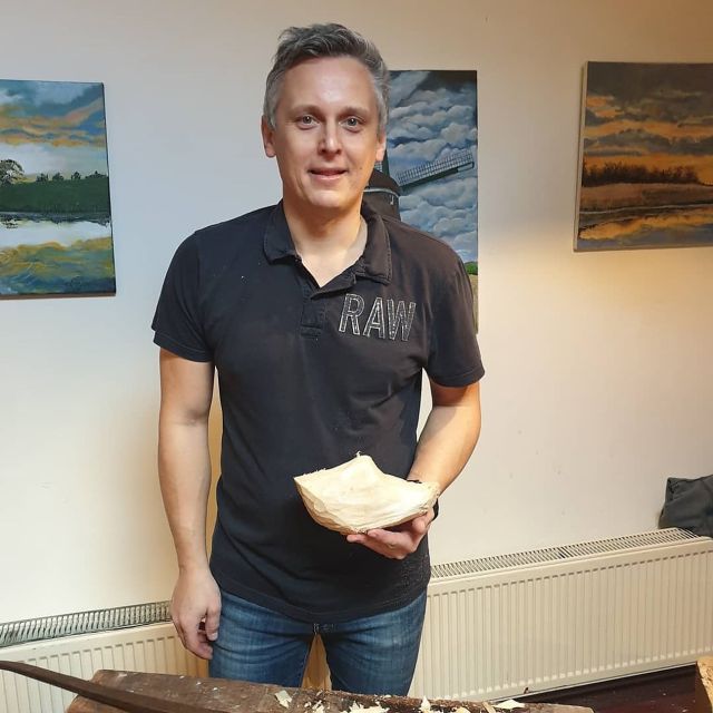 Volendam: 2-Hour Clogmaking Workshop and Cheese Tour - What can go wrong (and how to protect your time)