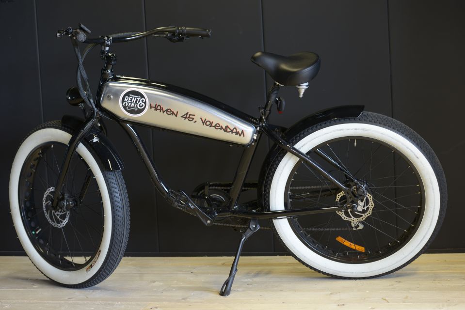 Volendam: E-Fatbike Rental - Why an E-fatbike from Volendam feels like a cheat code