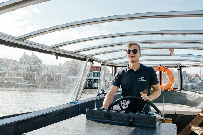 Volendam - Lake Cruise at Volendam including 1 free drink - Spaander Marina and timing: making the 50 minutes feel worth it