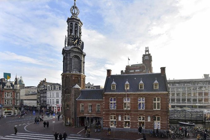 Workshop 'Paint your own Delft Blue Tile!' - Pickup in Delft, Amsterdam, or Putten (and how shipping fits)