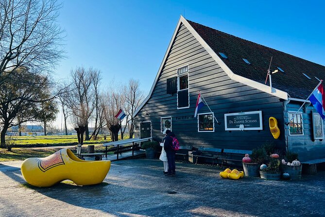 Zaanse Schans and Giethoorn Unique Day Trip with Boat Cruise - Royal Diamonds Amsterdam: diamond history in a quick, guided format