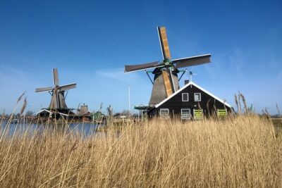 Zaanse Schans and Volendam Private Tour from Amsterdam - Zaanse Schans: Windmills, Historic Houses, and a Real Local Guide