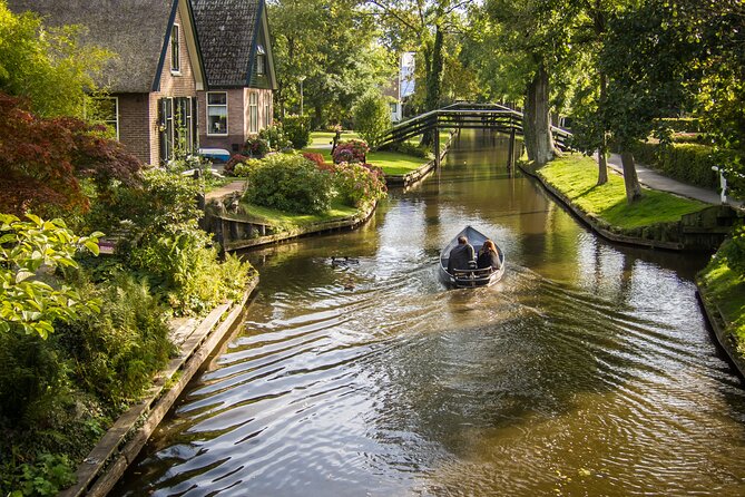 Zaanse Schans Giethoorn Private Tour from Amsterdam Canal Cruise - Price and Logistics: Is This $502.74 Per Person Worth It?