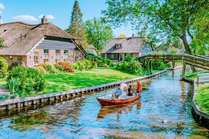 Zaanse Schans Giethoorn Private Tour from Amsterdam Canal Cruise - Practical Tips for a Smooth Zaanse and Giethoorn Day