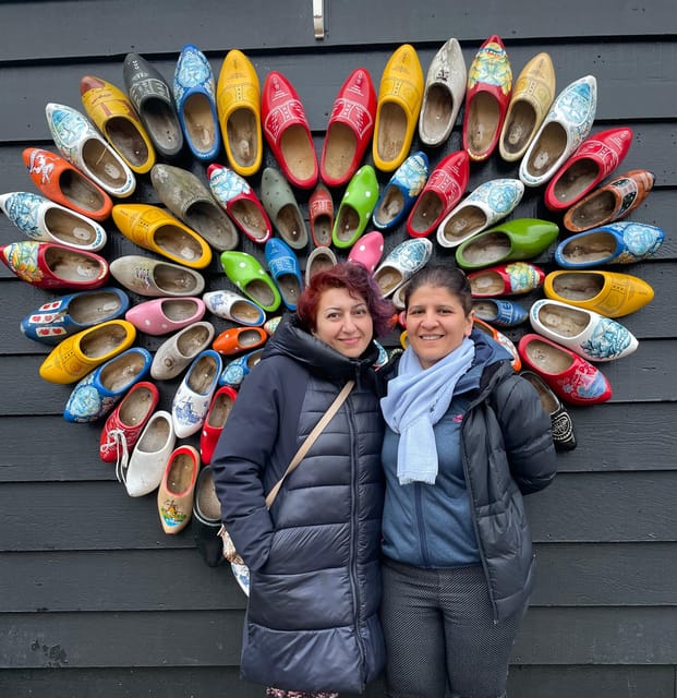 Zaanse Schans: Half-Day Private Guided Tour - Waffles with coffee and a riverside pause by the Zaan
