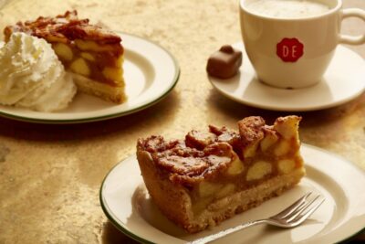 Zaanse Schans: Pancake Restaurant Visit - How the Pancake Order Works (Toppings, Hot Drinks, and the Dutch Style)