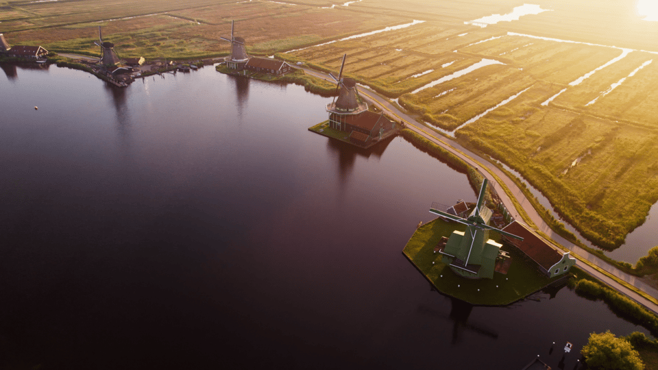 Zaanse Schans: Private Cruise + Live Guide, Optional Drinks - Who This Cruise Is Best For