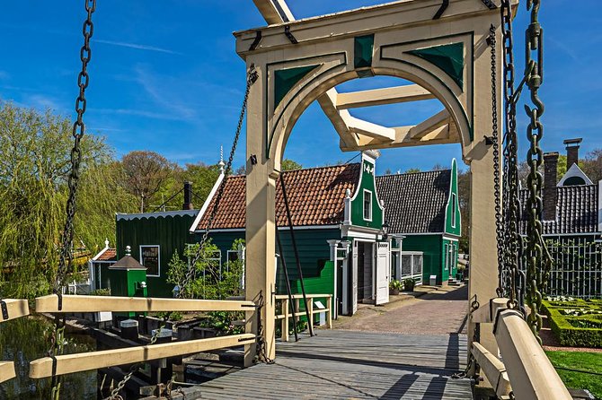 Zaanse Schans Private Tour Windmills - Zaanse Schans at the Right Pace: Guided Open-Air Museum Time