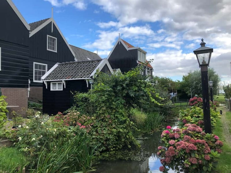 Zaanse Schans Windmills, Fishing Villages & Countryside - Marken Island walking: quieter streets and a different Dutch mood