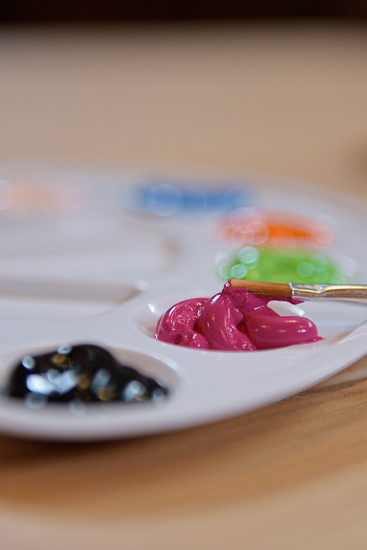 Zaanse Schans: Wooden Shoe Painting Workshop - Your 1.5 hours of painting: how the workshop actually flows